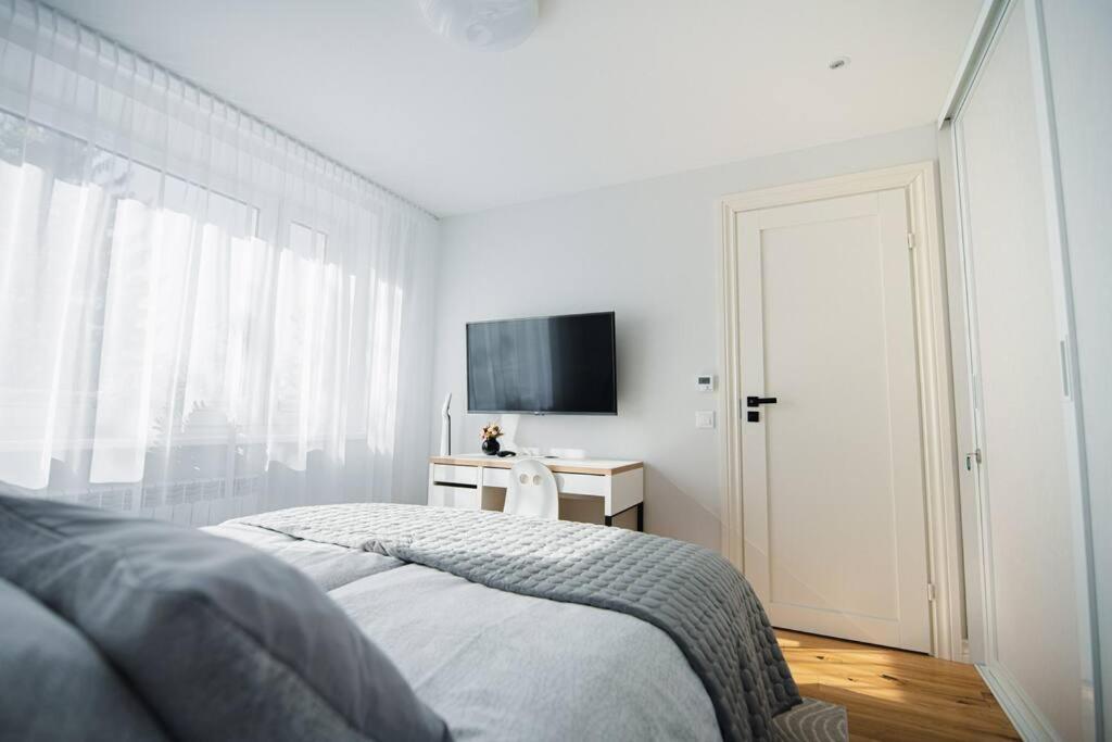 New Luxury 3Br Apartment In Old Town, Free Parking 哈普萨卢 外观 照片